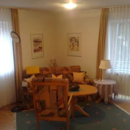 Ferienwohnung Fuer 2 Personen Ca 45 M In Bad Koetzting, Bayern Bayerischer Wald1 Schlafzimmer, 1 Badezimmer, Sat-tv, 1 Sauna, See 3 Km, Skiabfahrt 10 Km, Skilanglauf 10 Km, Gemeinschaftlicher Pool, Top Vermieter 2021, Hund Erlaubt Hotel