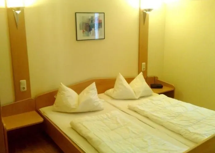 Ferienwohnung Fuer 2 Personen Ca 45 M In Bad Koetzting, Bayern Bayerischer Wald1 Schlafzimmer, 1 Badezimmer, Sat-tv, 1 Sauna, See 3 Km, Skiabfahrt 10 Km, Skilanglauf 10 Km, Gemeinschaftlicher Pool, Top Vermieter 2021, Hund Erlaubt