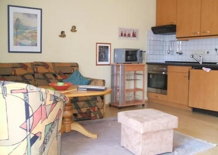 Hotel Ferienwohnung Fuer 2 Personen Ca 45 M In Bad Koetzting, Bayern Bayerischer Wald1 Schlafzimmer, 1 Badezimmer, Sat-tv, 1 Sauna, See 3 Km, Skiabfahrt 10 Km, Skilanglauf 10 Km, Gemeinschaftlicher Pool, Top Vermieter 2021, Hund Erlaubt Bad Koetzting
