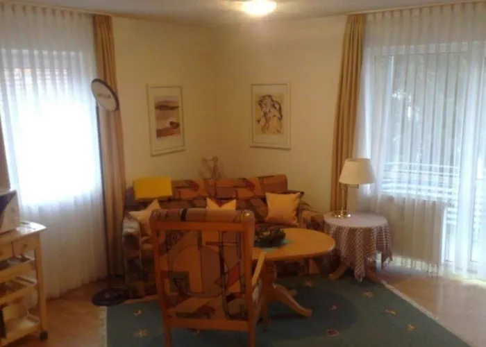Ferienwohnung Fuer 2 Personen Ca 45 M In Bad Koetzting, Bayern Bayerischer Wald1 Schlafzimmer, 1 Badezimmer, Sat-tv, 1 Sauna, See 3 Km, Skiabfahrt 10 Km, Skilanglauf 10 Km, Gemeinschaftlicher Pool, Top Vermieter 2021, Hund Erlaubt Hotel