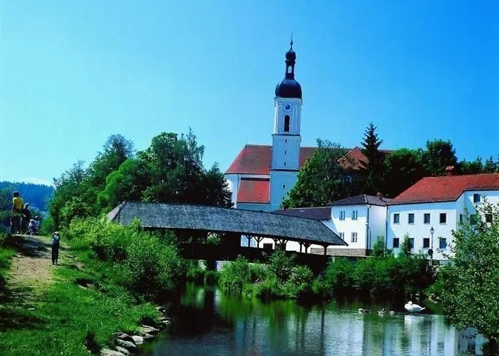 Hotel Ferienwohnung Fuer 2 Personen Ca 45 M In Bad Koetzting, Bayern Bayerischer Wald1 Schlafzimmer, 1 Badezimmer, Sat-tv, 1 Sauna, See 3 Km, Skiabfahrt 10 Km, Skilanglauf 10 Km, Gemeinschaftlicher Pool, Top Vermieter 2021, Hund Erlaubt